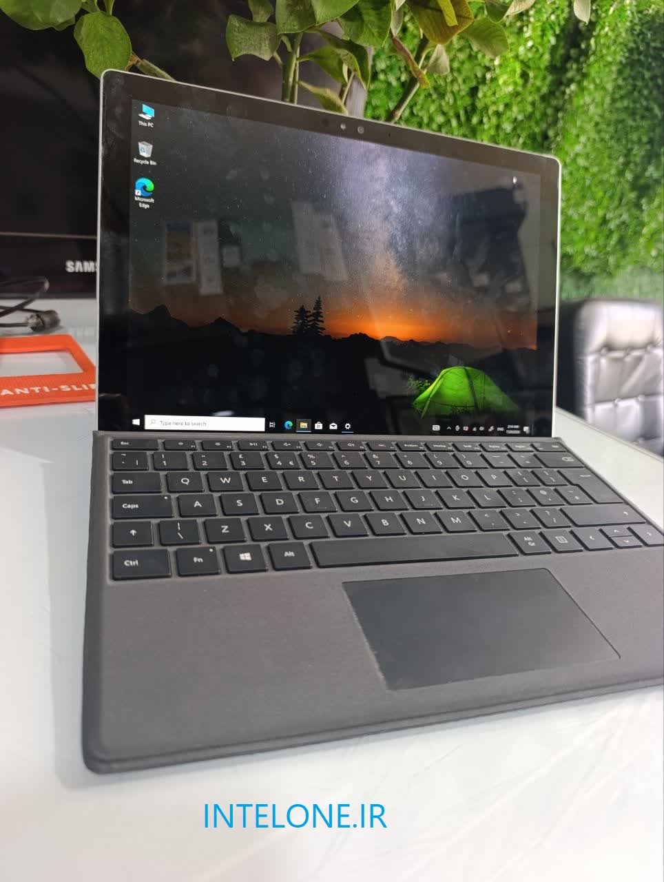 لپ تاپ مایکروسافت (استوک)Microsoft Surface Pro 4/Core i5 6300U | 8 GB RAM | 256 GB SSD | 12.3-2k touch
